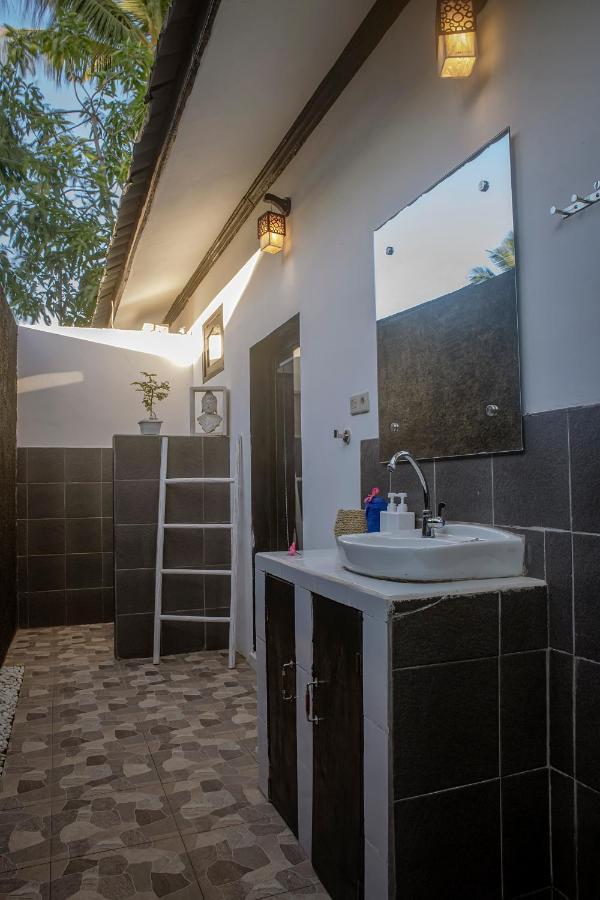 Sanctum Dive Villa With Private Pool Gili Trawangan Bagian luar foto